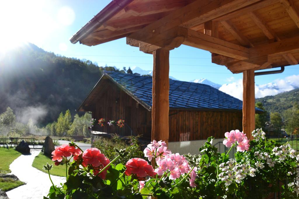 Village Paradis Roisan Exteriör bild
