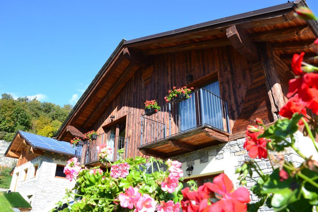 Village Paradis Roisan Exteriör bild