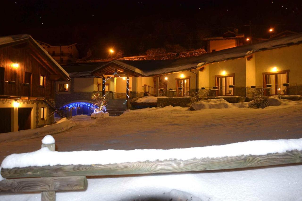 Village Paradis Roisan Exteriör bild